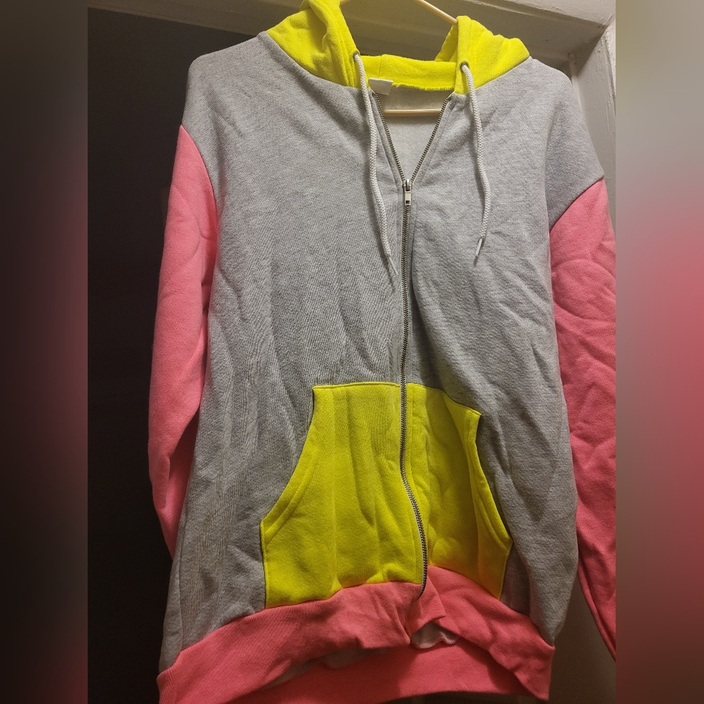 Sweater hoodie